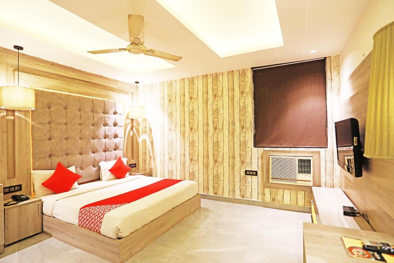 פארידבד Fabhotel Ronald Inn מראה חיצוני תמונה