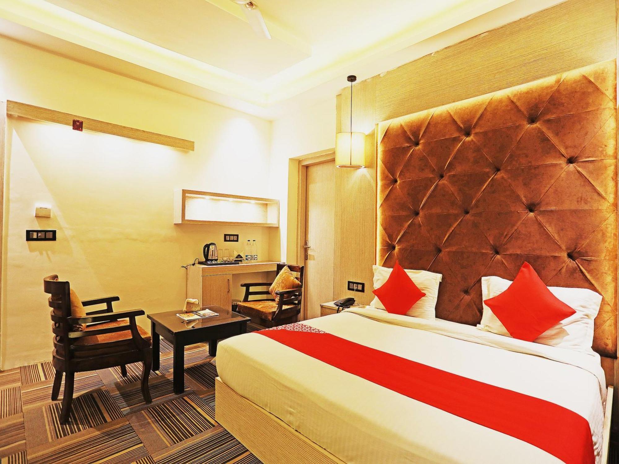 פארידבד Fabhotel Ronald Inn מראה חיצוני תמונה