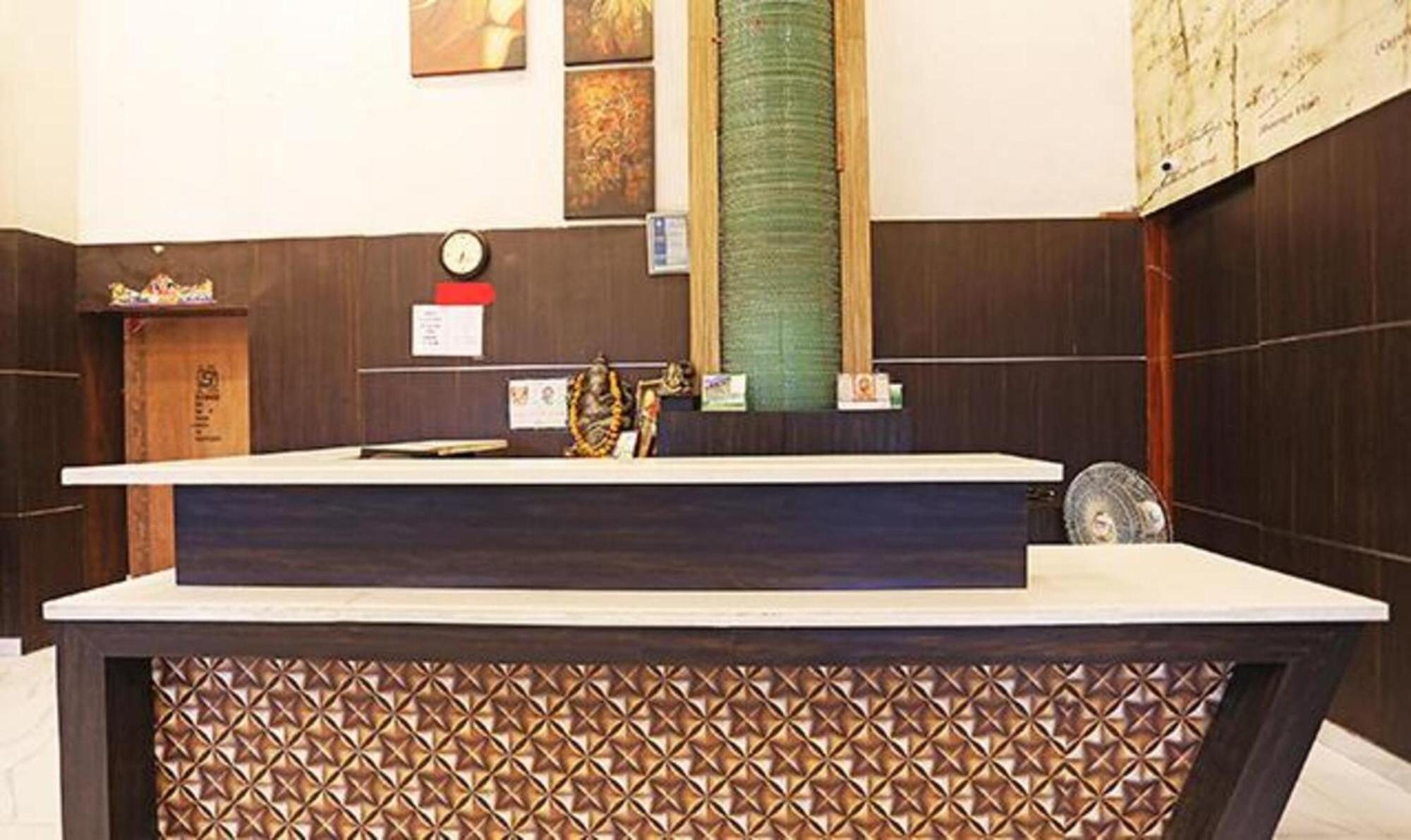 פארידבד Fabhotel Ronald Inn מראה חיצוני תמונה